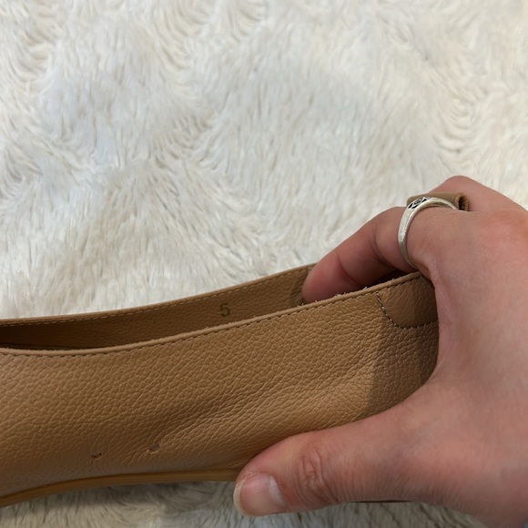 Everlane Italian Leather ‘The Day Glove’ Camel Flats - Picture 10 of 14